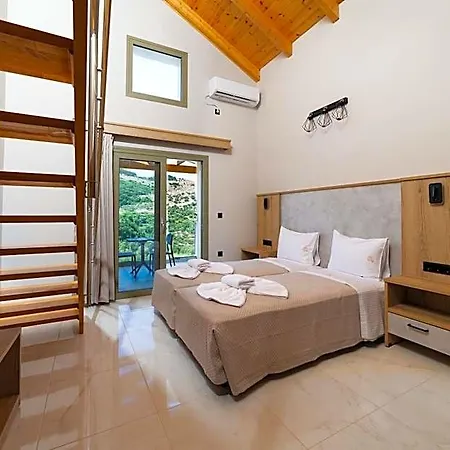 Sky View Kefalonia Szálloda 3*
